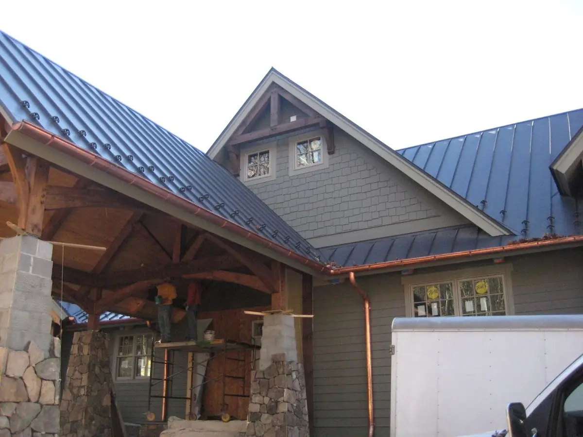 Craftsman Roofing team delivering quality roofing work in Mount Zoar